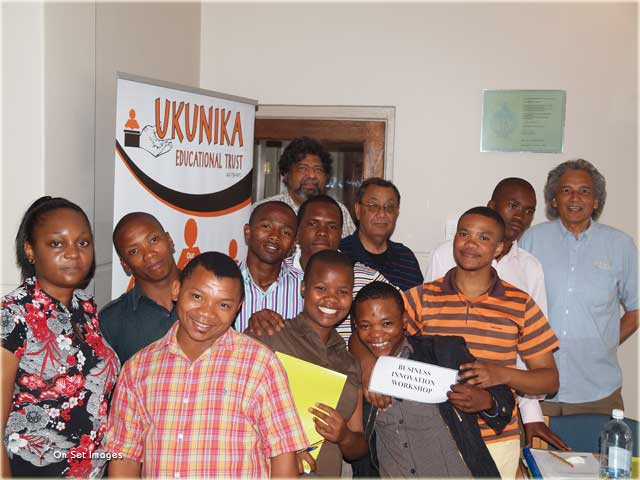 Brian Johnston (Judicator), Isaac Joshua (Chairperson Ukunika), Mawabo Damayo, Vivian Stoffels (Presenter and Mentor), Mzolisa Nokwali, Lwanolo Fose, Ntando Lutshiti, Mlungiseleli Polweni, Patricia Phiri, Granville John Piet, Bocheletsana Nkgetheleng, Lionel Piedt and not in the picture is Rudolf Rieger (Mentor and Judicator, shooting the pic)